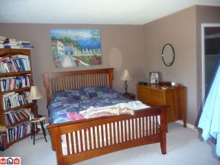 Photo 7: 404 15941 MARINE Drive: White Rock Condo for sale in "The Heritage" (South Surrey White Rock)  : MLS®# F1024233