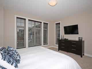 Photo 13: 112 WENTWORTH Square SW in Calgary: West Springs House for sale : MLS®# C4105580
