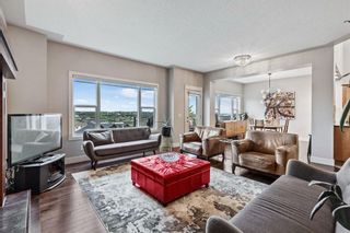 Photo 21: 100 Tremblant Way SW in Calgary: Springbank Hill Detached for sale : MLS®# A1230428