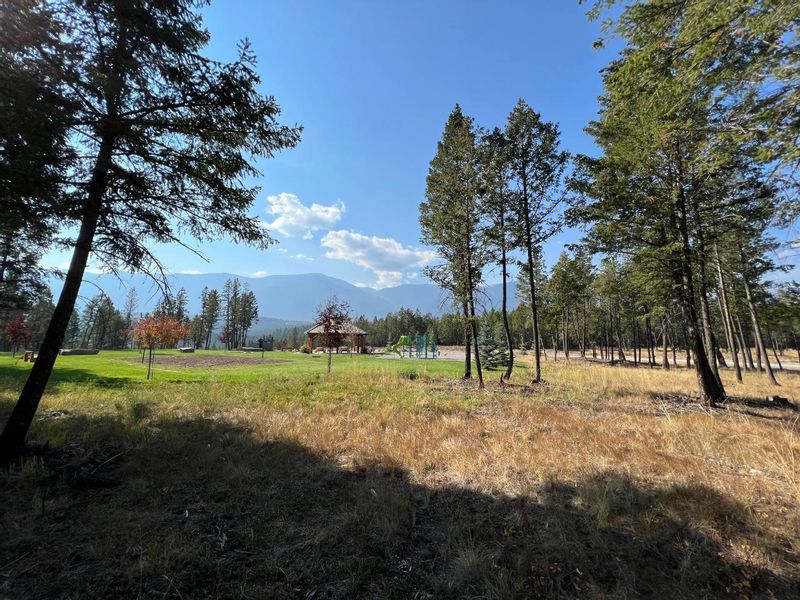 FEATURED LISTING: 2635 TAYNTON TRAIL Invermere
