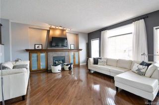 Photo 3: 72 Kinlock Lane in Winnipeg: Richmond West Residential for sale (1S)  : MLS®# 1810190