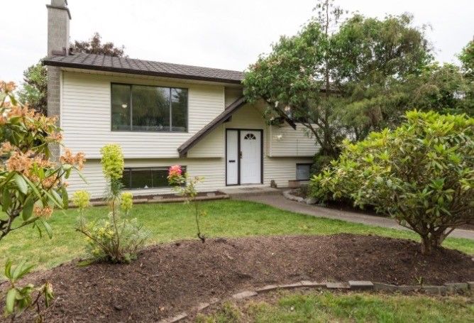 Main Photo: 18262 56A Avenue in Cloverdale: Cloverdale BC House for sale : MLS®# R2068787