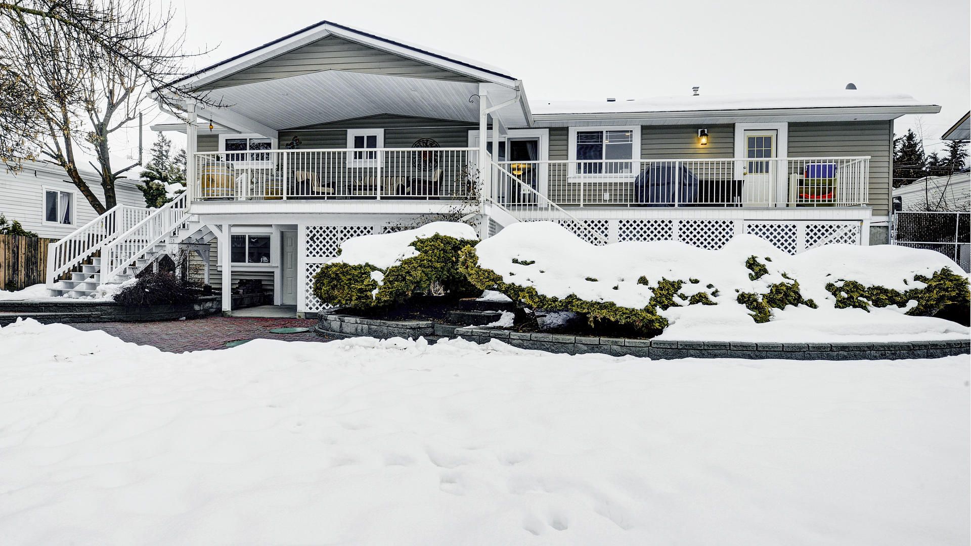 Main Photo: 9412 Shamanski Drive in Coldstream: Mun of Coldstream House for sale (North Okanagan)  : MLS®# 10150206