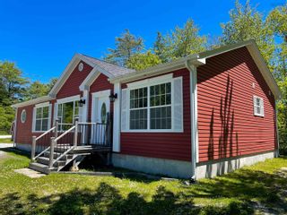 Photo 6: 1599 Lake Road in Shelburne: 407-Shelburne County Residential for sale (South Shore)  : MLS®# 202213524