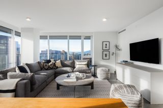 Photo 2: 2706 1111 RICHARDS Street in Vancouver: Downtown VW Condo for sale in "8X On the Park" (Vancouver West)  : MLS®# R2762404