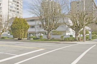 Photo 15: 303 707 EIGHTH Street in New Westminster: Uptown NW Condo for sale in "THE DIPLOMAT" : MLS®# R2246901