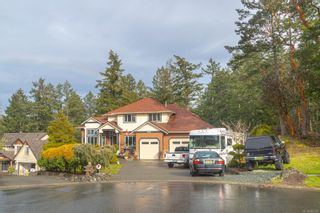 Photo 2: 2008 Gourman Pl in Langford: La Thetis Heights House for sale : MLS®# 866838