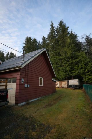 Photo 9: 5950 Beaver Harbour Rd in Port Hardy: NI Port Hardy House for sale (North Island)  : MLS®# 921484