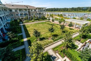 Photo 18: 316 5535 ADMIRAL Way in Delta: Neilsen Grove Condo for sale in "Pilothouse" (Ladner)  : MLS®# R2719949
