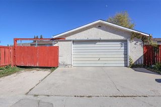 Photo 3: 1504 Leila Avenue in Winnipeg: Maples Residential for sale (4H)  : MLS®# 202223790