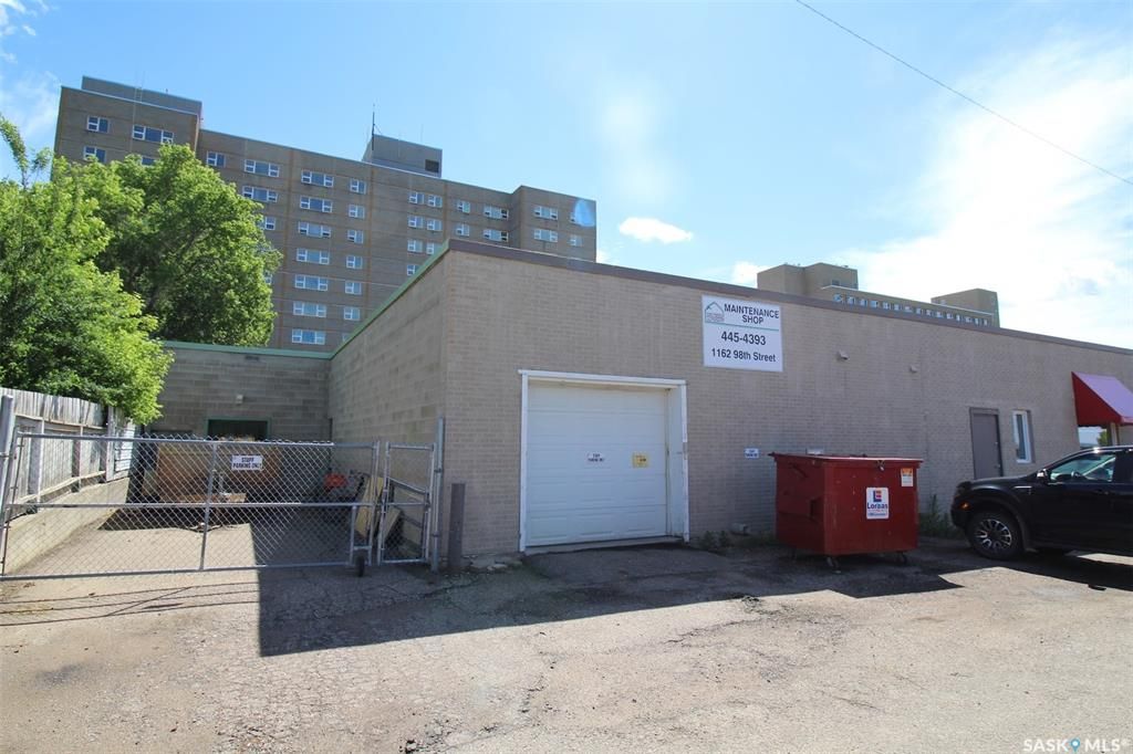 Main Photo: A 1162 98th Street in North Battleford: Kinsmen Park Commercial for lease : MLS®# SK900449