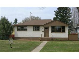 Main Photo: 1630 Cairns Avenue in Saskatoon: Haultain Single Family Dwelling for sale (Saskatoon Area 02)  : MLS®# 388153