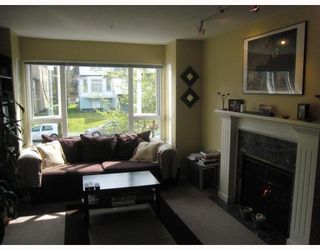 Photo 2: 209 937 W 14TH Avenue in Vancouver: Fairview VW Condo for sale (Vancouver West)  : MLS®# V700262