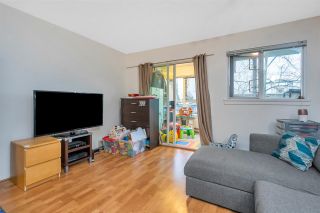 Photo 3: 306 1833 FRANCES Street in Vancouver: Hastings Condo for sale in "PANORAMA GARDENS" (Vancouver East)  : MLS®# R2563532
