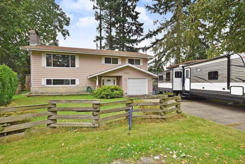 FEATURED LISTING: 31854 CARLSRUE Avenue Abbotsford