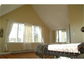 Photo 4: 2529 Prior St in VICTORIA: Vi Hillside Half Duplex for sale (Victoria)  : MLS®# 425726