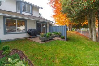 Photo 24: 40 2147 Sooke Rd in VICTORIA: Co Wishart North Row/Townhouse for sale (Colwood)  : MLS®# 827827