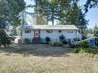 Photo 2: 60 15TH Street in Gibsons: Gibsons & Area House for sale (Sunshine Coast)  : MLS®# R2612790