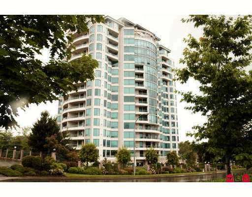 Main Photo: 303 33065 MILL LAKE Road in Abbotsford: Central Abbotsford Condo for sale in "Summit Point" : MLS®# F2725213
