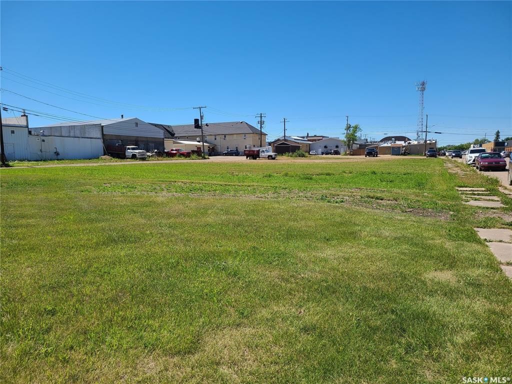 Main Photo: 1012 1012 101st Avenue in Tisdale: Lot/Land for sale : MLS®# SK902804