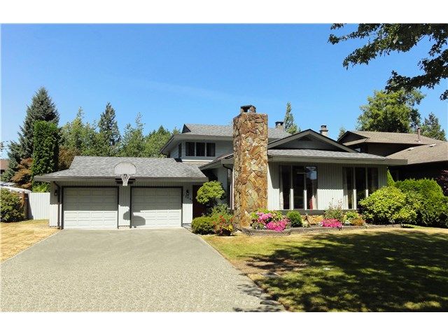 Main Photo: 13081 61ST Avenue in Surrey: Panorama Ridge House for sale in "PANORAMA PARK" : MLS®# F1447495