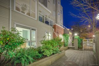 Photo 15: 101 789 W 16TH Avenue in Vancouver: Fairview VW Condo for sale in "Sixteen Willows" (Vancouver West)  : MLS®# R2423292
