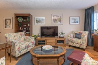 Photo 10: 106 2311 Mills Rd in Sidney: Si Sidney North-East Condo for sale : MLS®# 927241