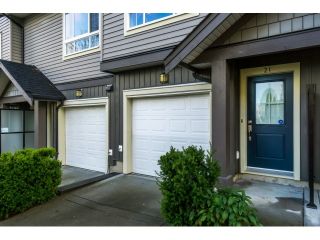 Photo 2: 21 21867 50 Avenue in Langley: Murrayville Townhouse for sale in "Winchester" : MLS®# R2009721
