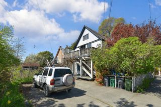 Photo 1: 2026 Stanley Ave in Victoria: Vi Fernwood Full Duplex for sale : MLS®# 932670