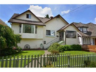 Photo 1: 816 4TH Street in New Westminster: GlenBrooke North House for sale : MLS®# V895794