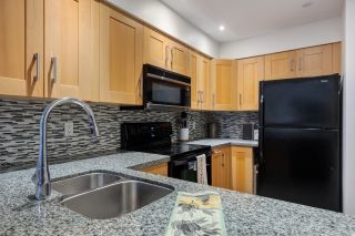 Photo 8: 30 795 W 8TH Avenue in Vancouver: Fairview VW Townhouse for sale in "Dover Point" (Vancouver West)  : MLS®# R2832794