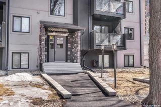 Photo 2: 405 512 4th Avenue North in Saskatoon: City Park Residential for sale : MLS®# SK965278