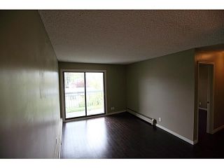 Photo 3: 402 2140 17A Street SW in CALGARY: Bankview Condo for sale (Calgary)  : MLS®# C3584338