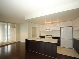 Photo 3: 2908 4808 HAZEL Street in Burnaby: Forest Glen BS Condo for sale in "Centrepoint" (Burnaby South)  : MLS®# R2329613