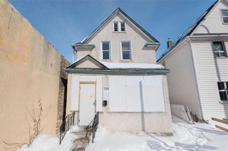 Photo 1: 739 Selkirk Avenue in Winnipeg: North End Residential for sale (4A)  : MLS®# 202228024