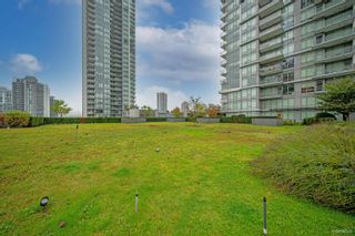 Photo 18: 908 2008 ROSSER Avenue in Burnaby: Brentwood Park Condo for sale in "SOLO DISTRICT STRATUS" (Burnaby North)  : MLS®# R2861867
