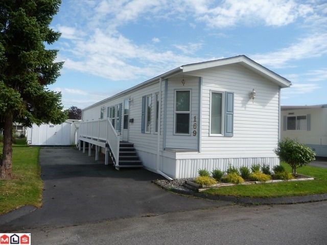 Main Photo: 169 1840 160TH Street in Surrey: King George Corridor Manufactured Home for sale in "Breakaway Bays" (South Surrey White Rock)  : MLS®# F1118468