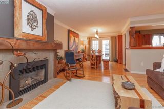 Photo 4: 2221 Amherst Ave in SIDNEY: Si Sidney North-East House for sale (Sidney)  : MLS®# 781353