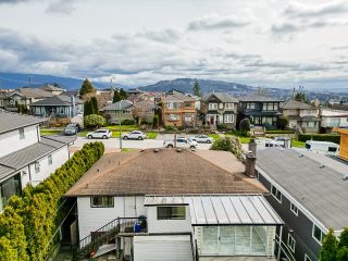 Photo 18: 37 GROSVENOR Avenue in Burnaby: Capitol Hill BN House for sale (Burnaby North)  : MLS®# R2862755