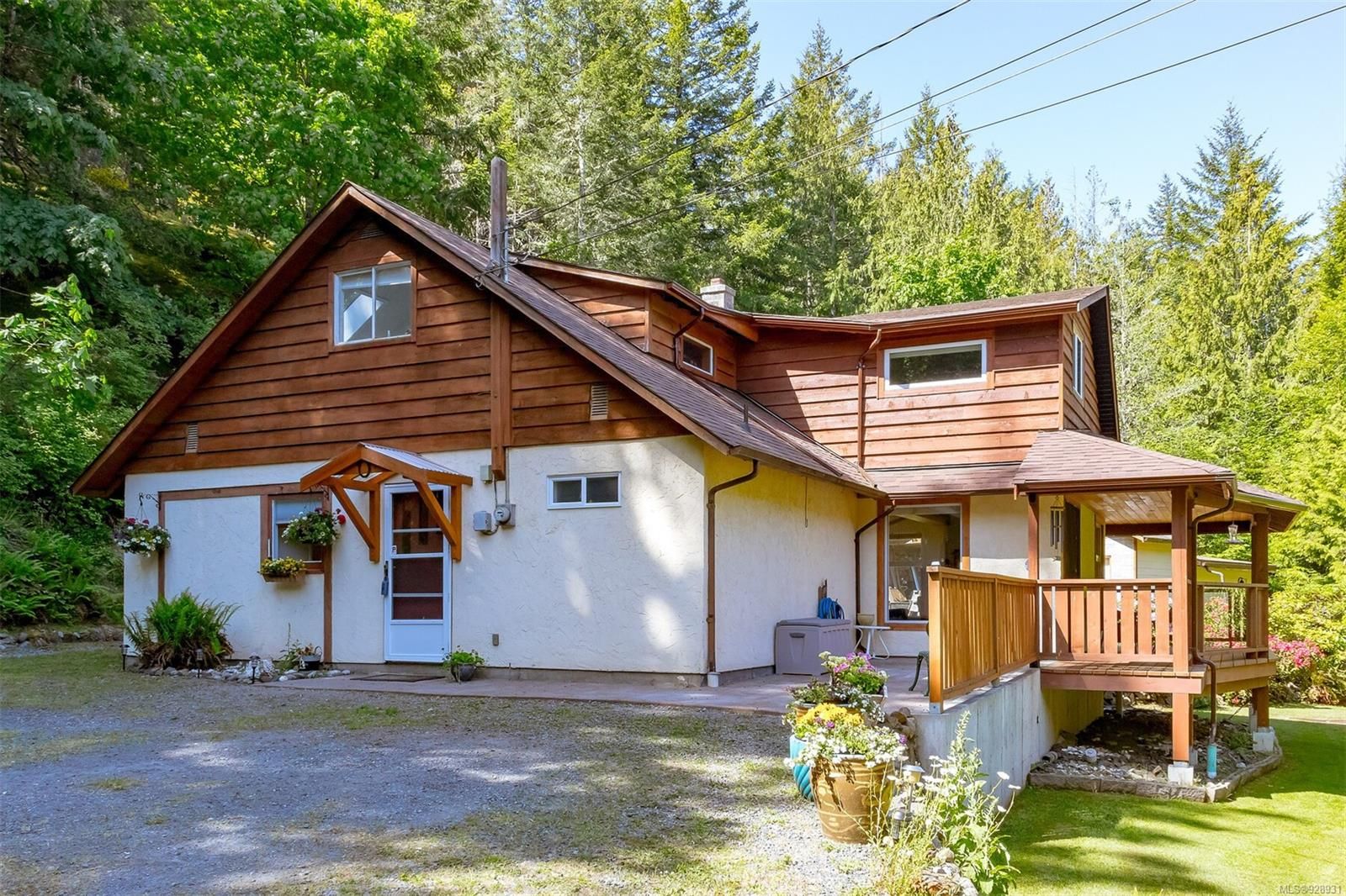 Main Photo: 5163 Rocky Point Rd in Metchosin: Me Rocky Point House for sale : MLS®# 928931