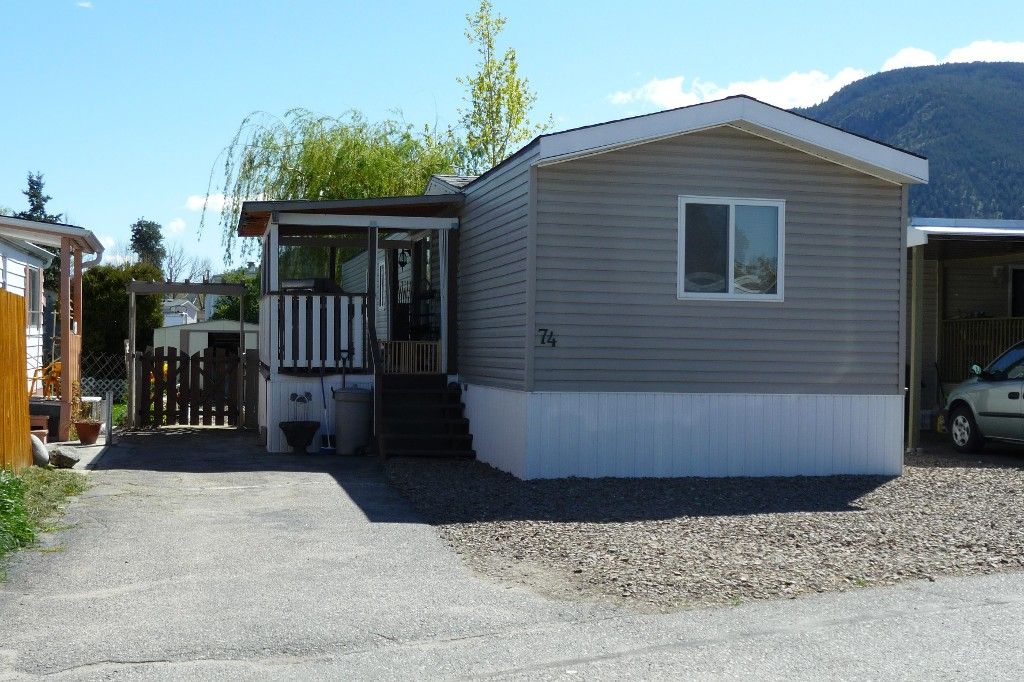 Main Photo: 74 3999 Skaha Lake Road in Penticton: Manufactured for sale : MLS®# 139890