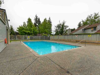 Photo 15: 6118 W GREENSIDE DRIVE in Surrey: Cloverdale BC Townhouse for sale (Cloverdale)  : MLS®# R2278164