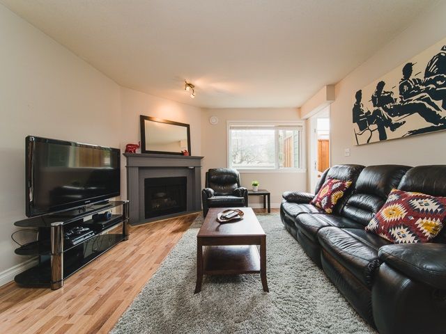 Main Photo: 101 518 THIRTEENTH Street in New Westminster: Uptown NW Condo for sale : MLS®# R2382615