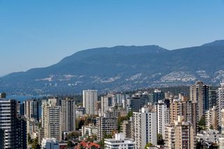Photo 13: 3302 1480 HOWE Street in Vancouver: Yaletown Condo for sale in "VANCOUVER HOUSE" (Vancouver West)  : MLS®# R2819637