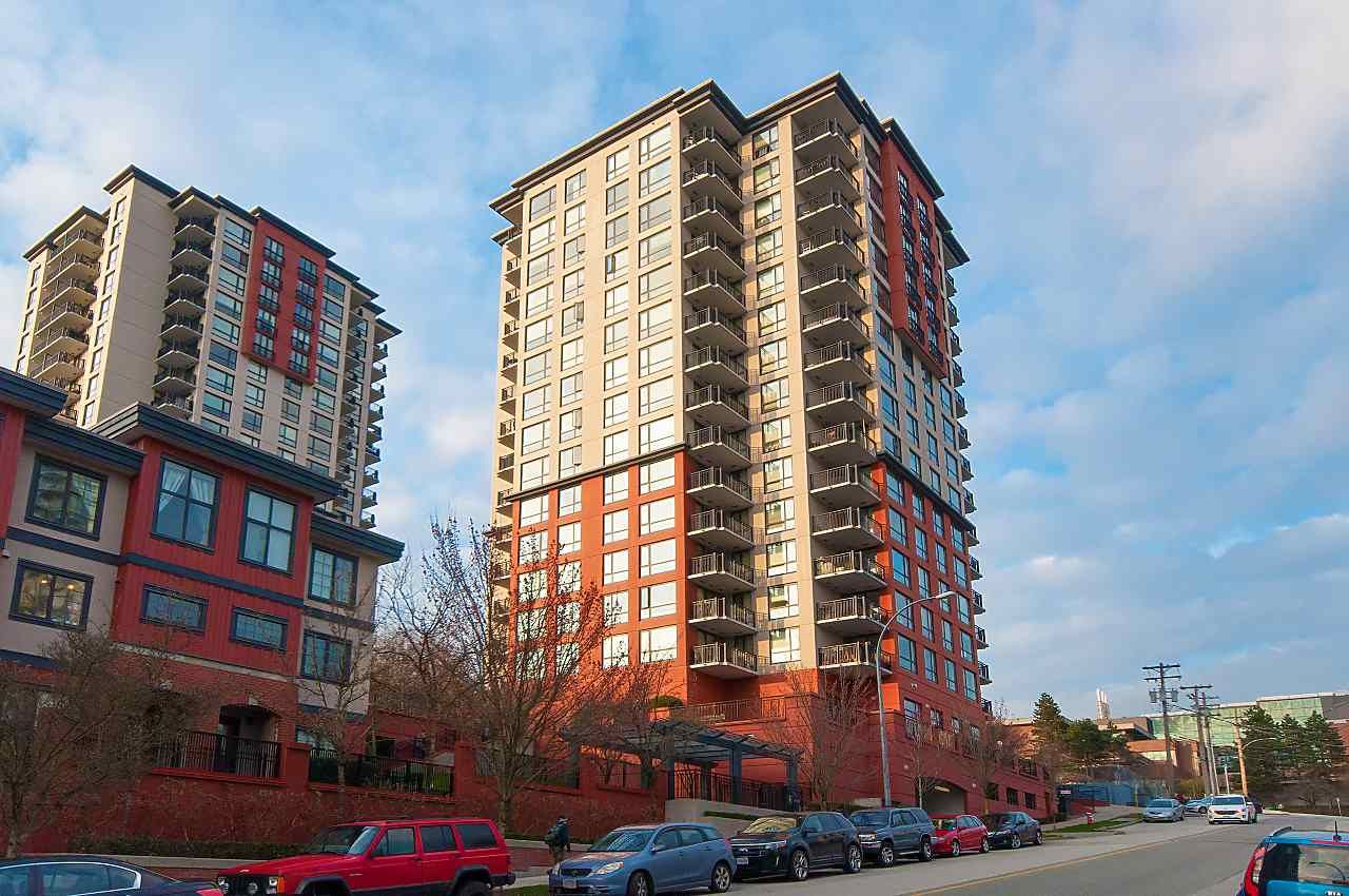 Main Photo: 906 813 AGNES Street in New Westminster: Downtown NW Condo for sale : MLS®# R2382886