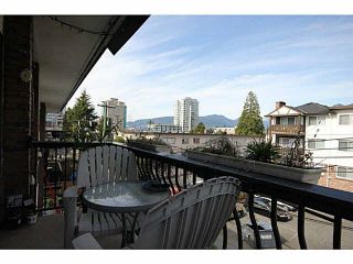 Photo 16: 305 214 E 15TH Street in North Vancouver: Central Lonsdale Condo for sale in "HACIENDA" : MLS®# V1104145