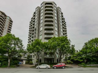 Photo 1: 802 1135 QUAYSIDE Drive in New Westminster: Quay Condo for sale in "ANCHOR POINTE" : MLS®# R2023985