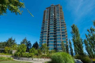 Photo 1: 404 2789 SHAUGHNESSY STREET in Port Coquitlam: Central Pt Coquitlam Condo for sale : MLS®# R2493095