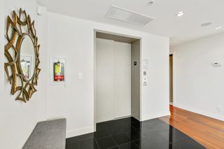 Photo 2: 401 1985 ALBERNI Street in Vancouver: West End VW Condo for sale in "WEST END" (Vancouver West)  : MLS®# R2772137