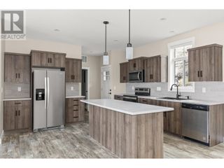 Photo 12: 8875 Westside Road Fintry: Okanagan Shuswap Real Estate Listing: MLS®# 10309741